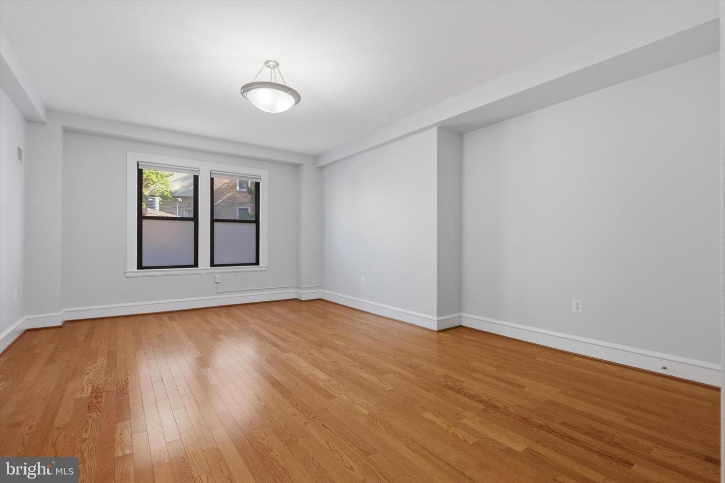 1613 Harvard Street NW #114 photo 4