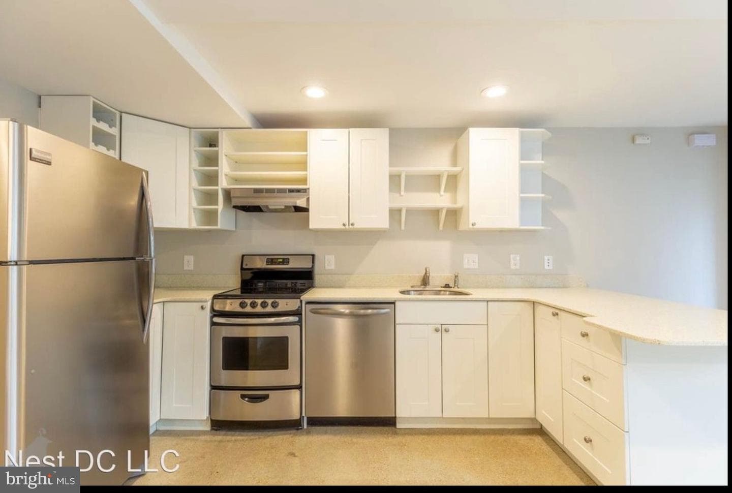 709 Quincy Street NW photo 22