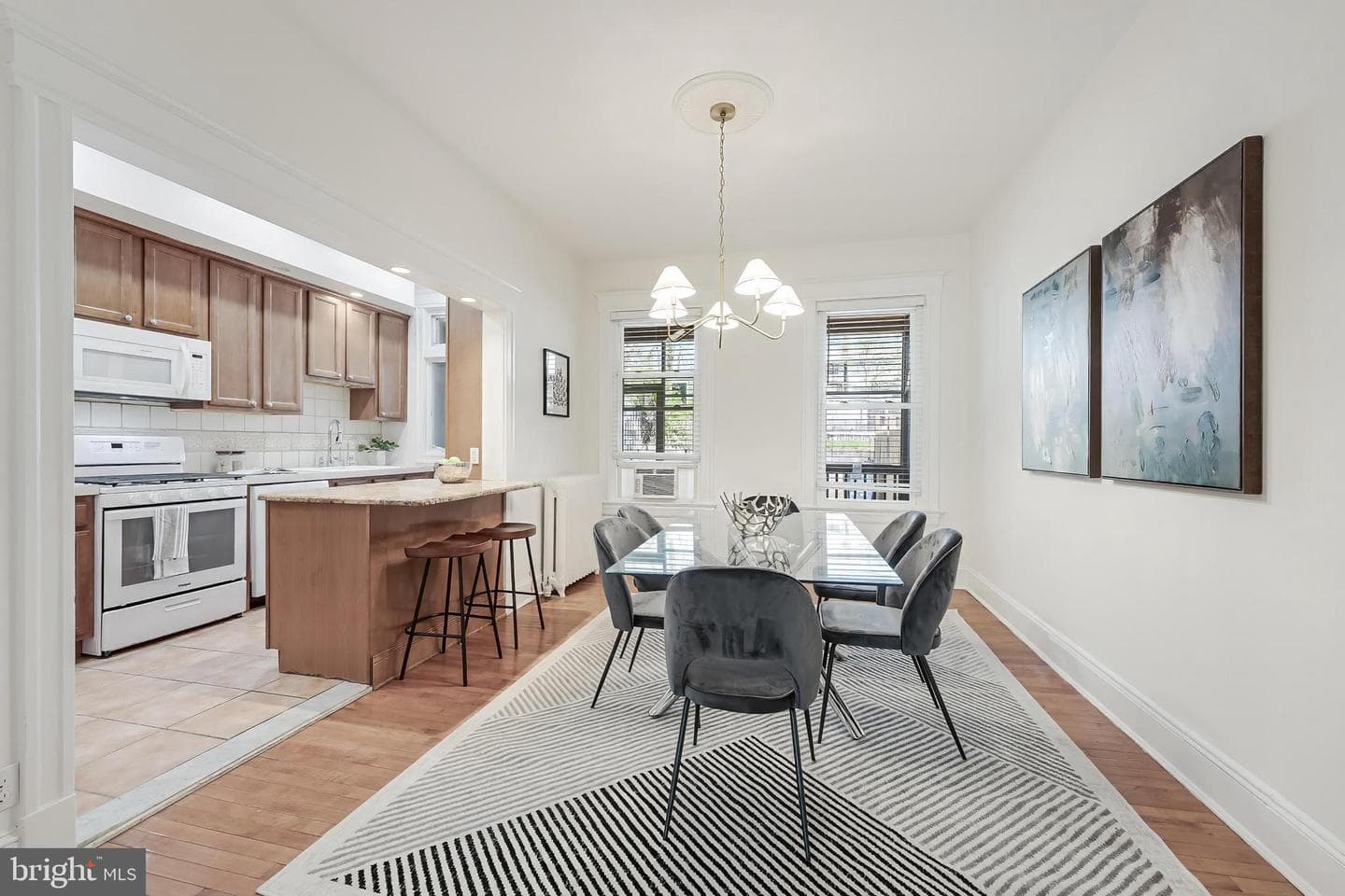 709 Quincy Street NW photo 4