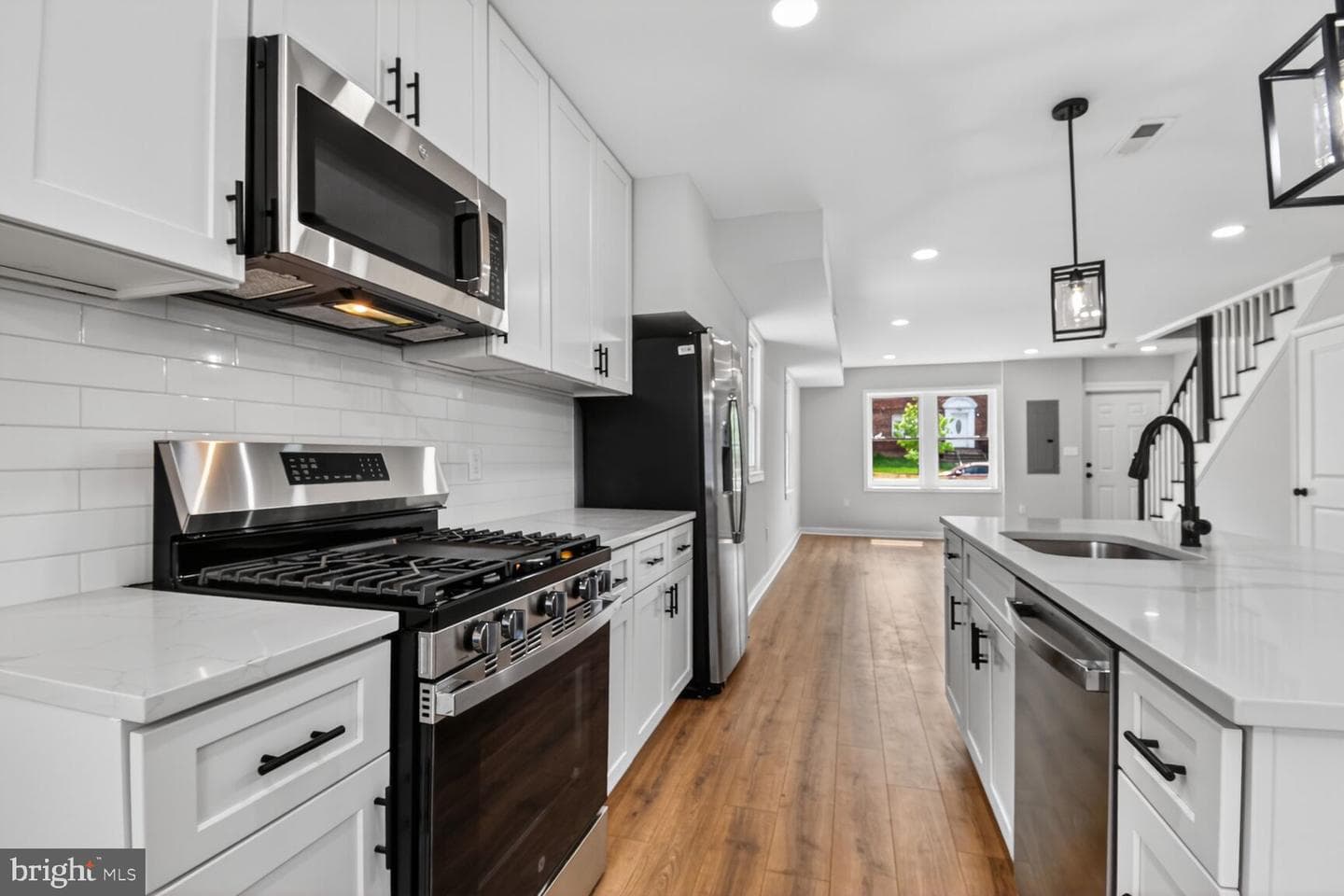 305 Decatur Street NW photo 8