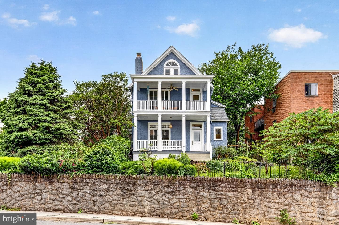 1701 Newton Street NW, Washington