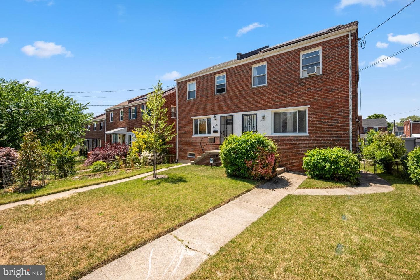 5044 10th Street NE photo 2