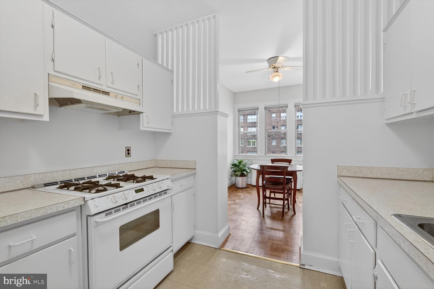 4000 Cathedral Avenue NW #534b photo 14