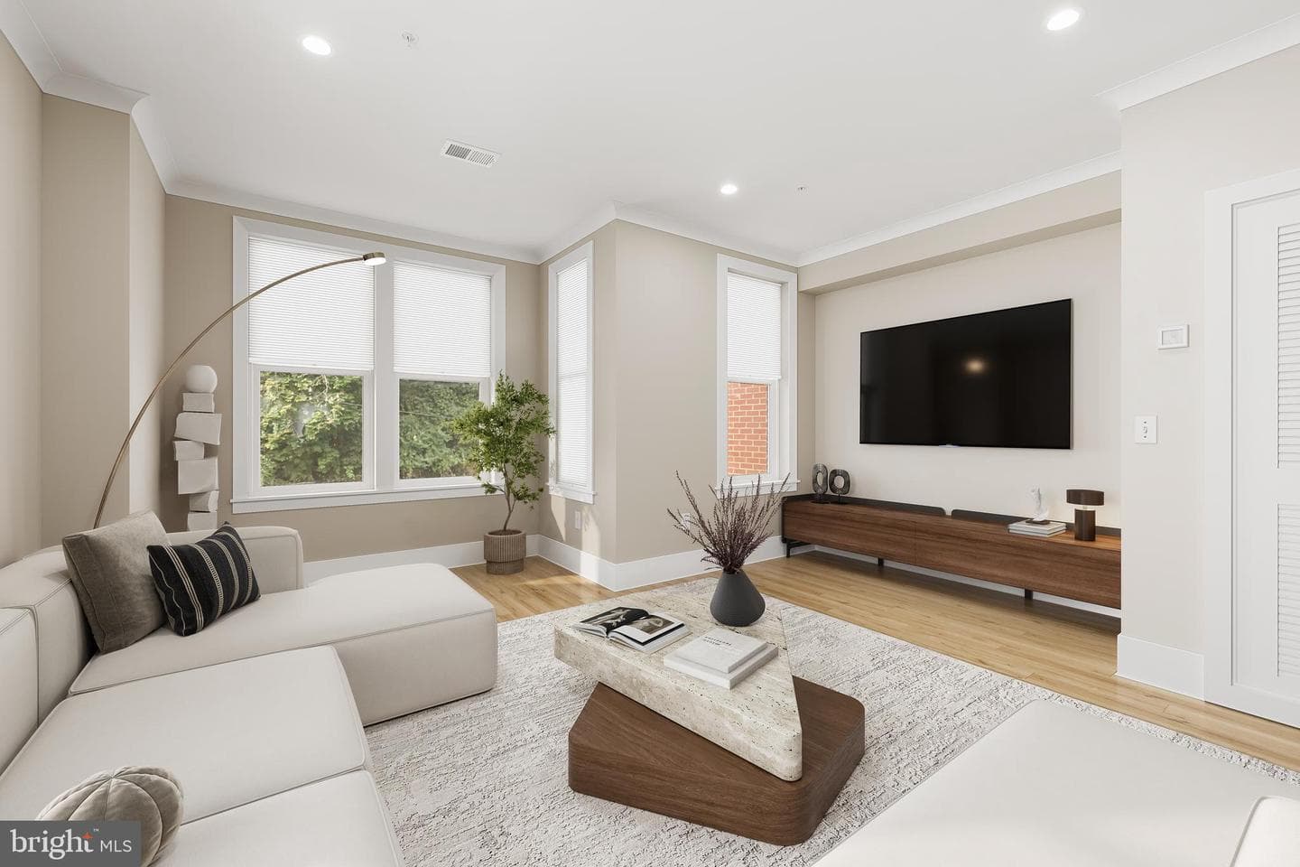 1624 26th Place SE #2, Washington