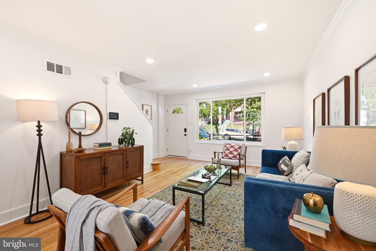 2206 16th Street NE photo 4