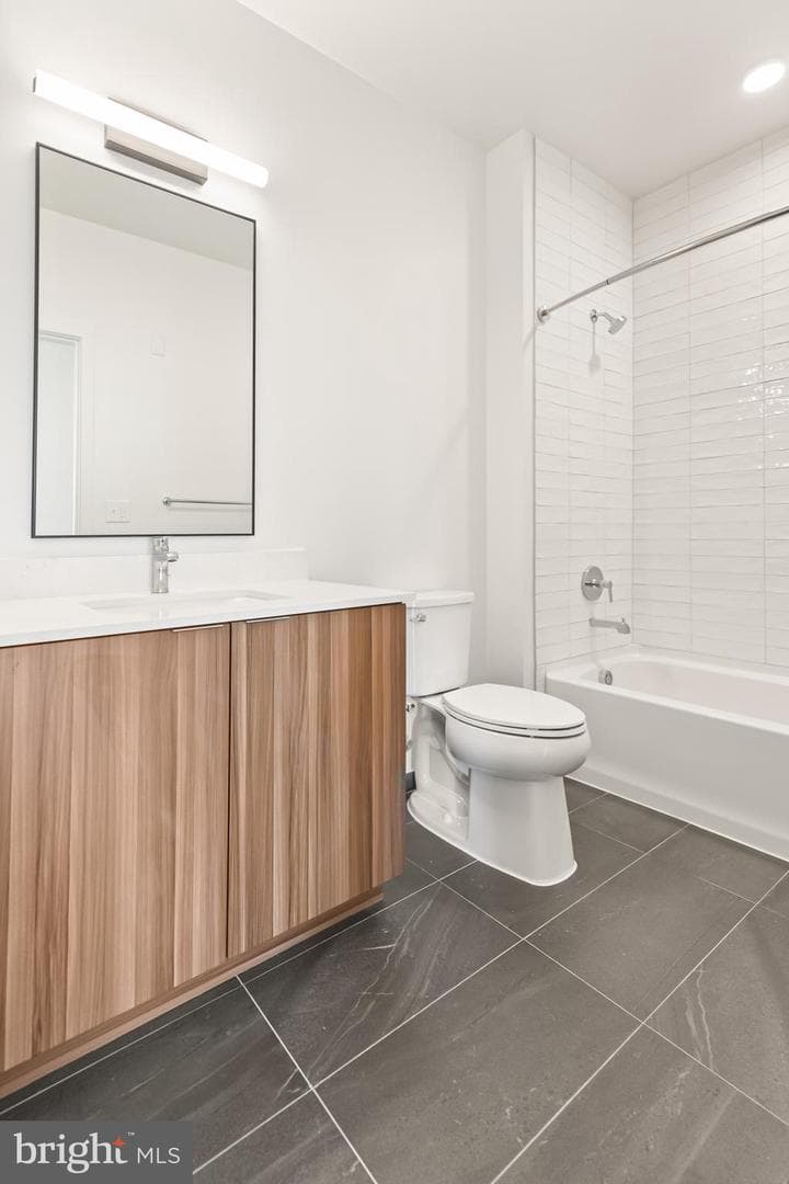 7175 12th Street NW #416 photo 9