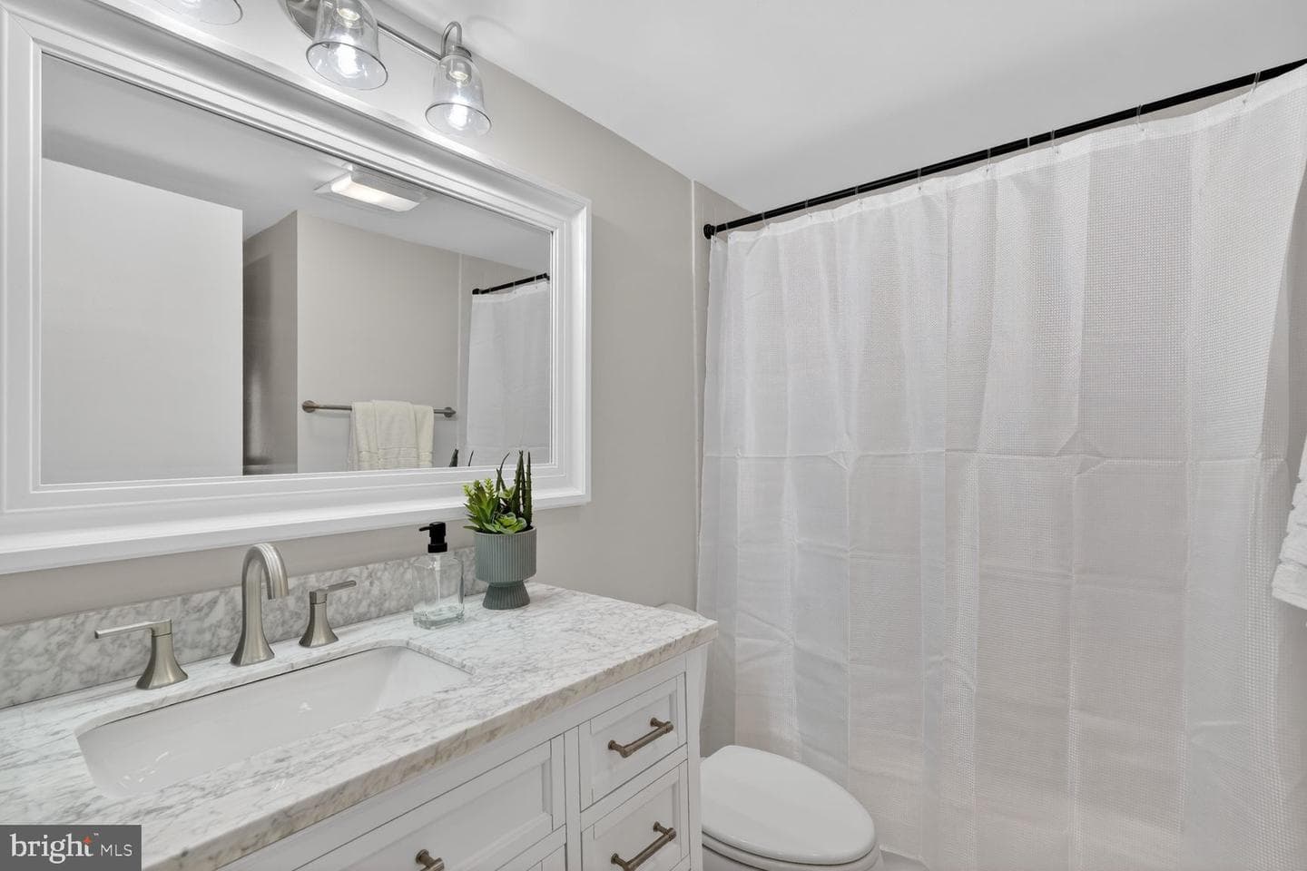 2111 Wisconsin Avenue NW #210 photo 16