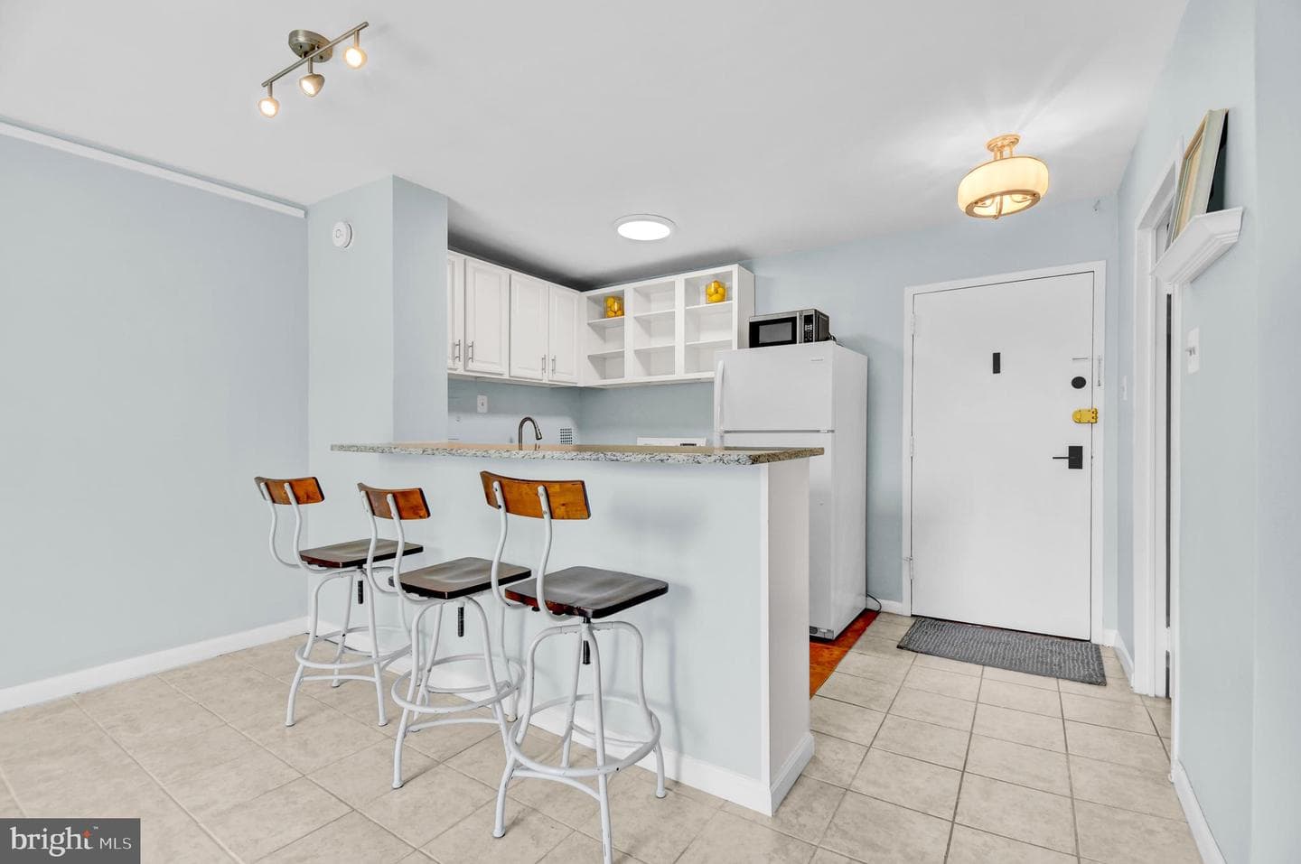 950 25th Street NW #605n photo 4