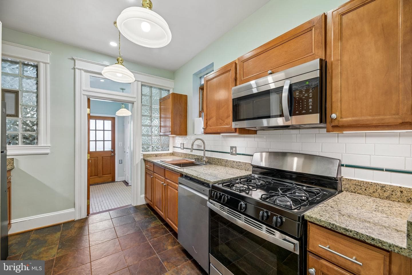 2119 3rd Street NE photo 17