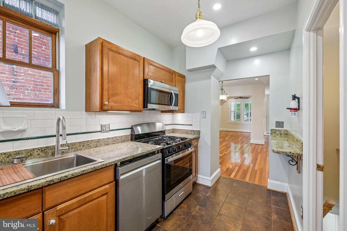 2119 3rd Street NE photo 21