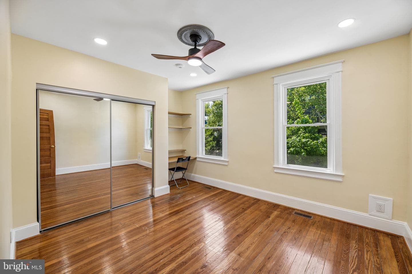2119 3rd Street NE photo 28