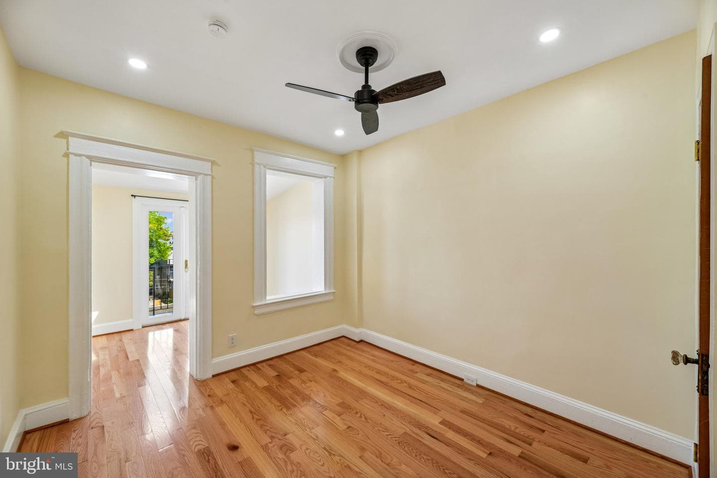 2119 3rd Street NE photo 37