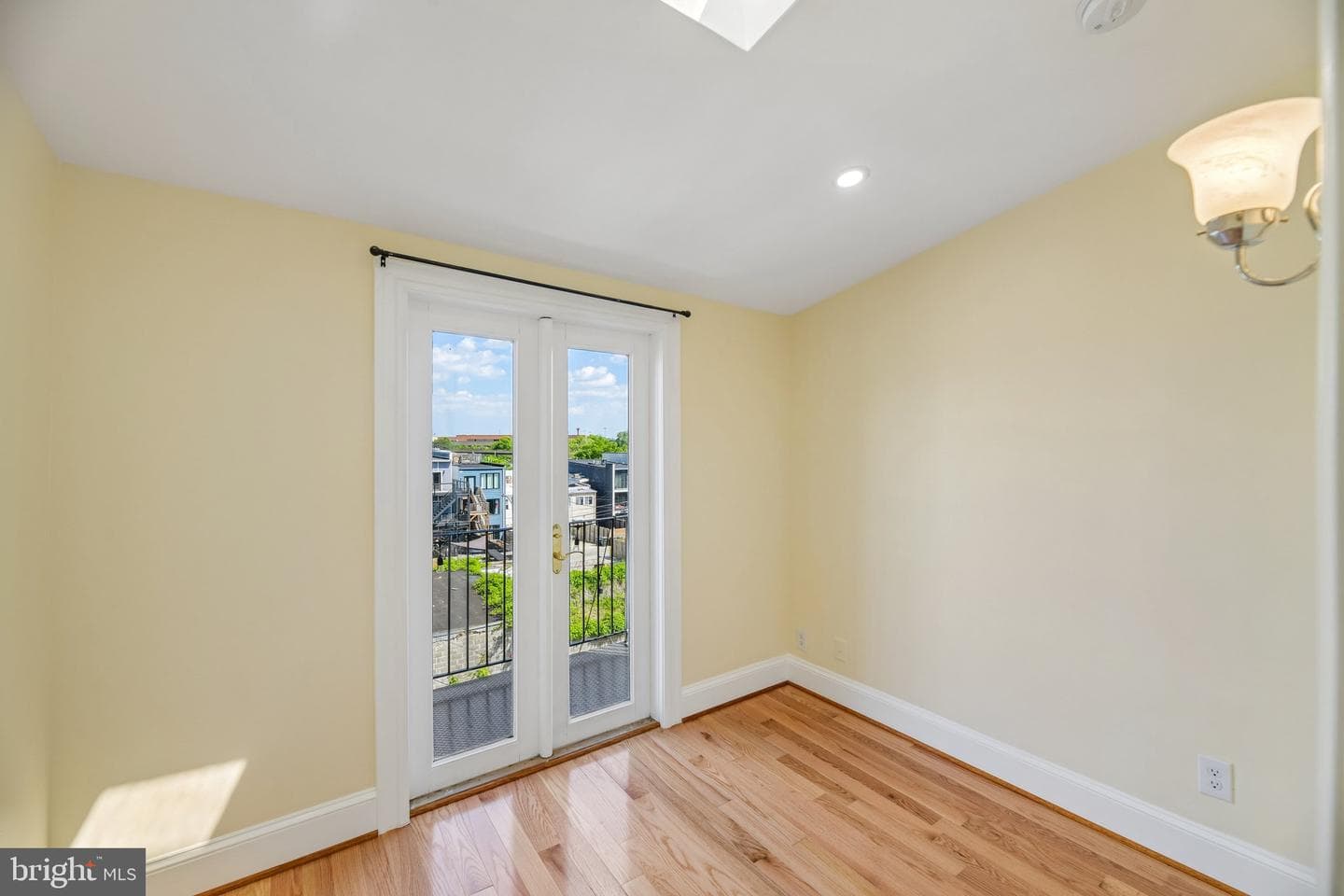 2119 3rd Street NE photo 41