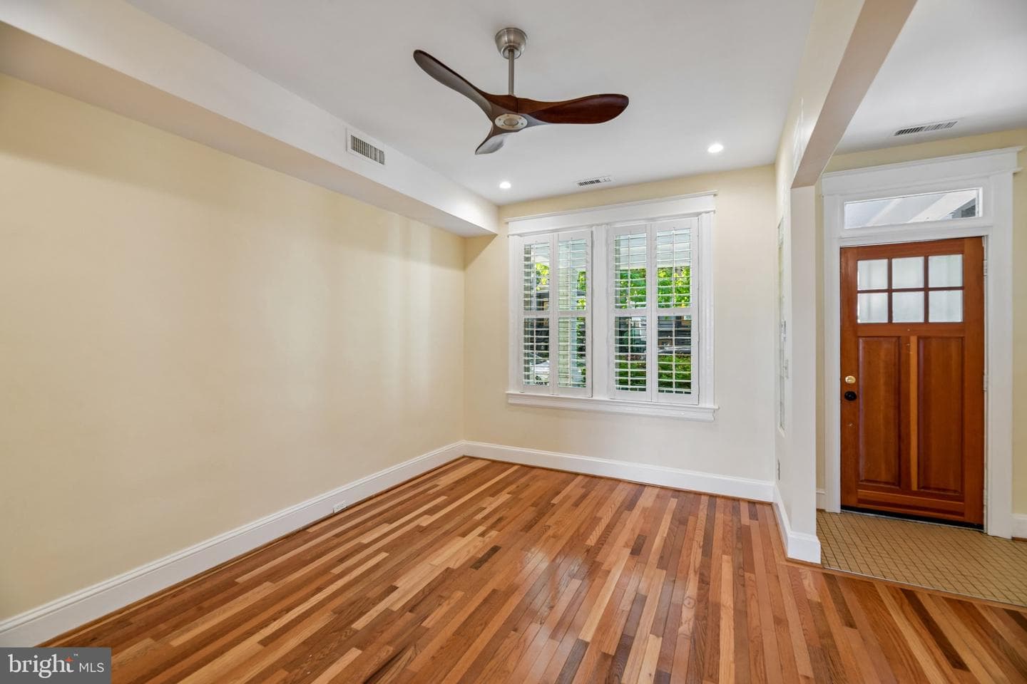2119 3rd Street NE photo 8
