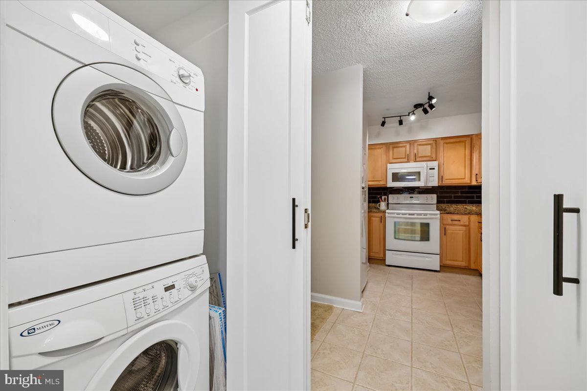 2111 Wisconsin Avenue NW #118 photo 15