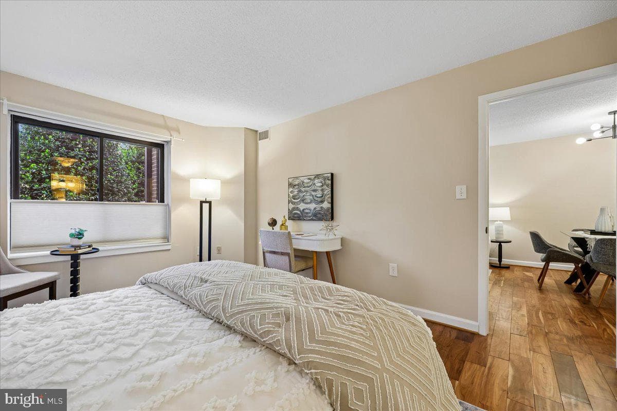 2111 Wisconsin Avenue NW #118 photo 26