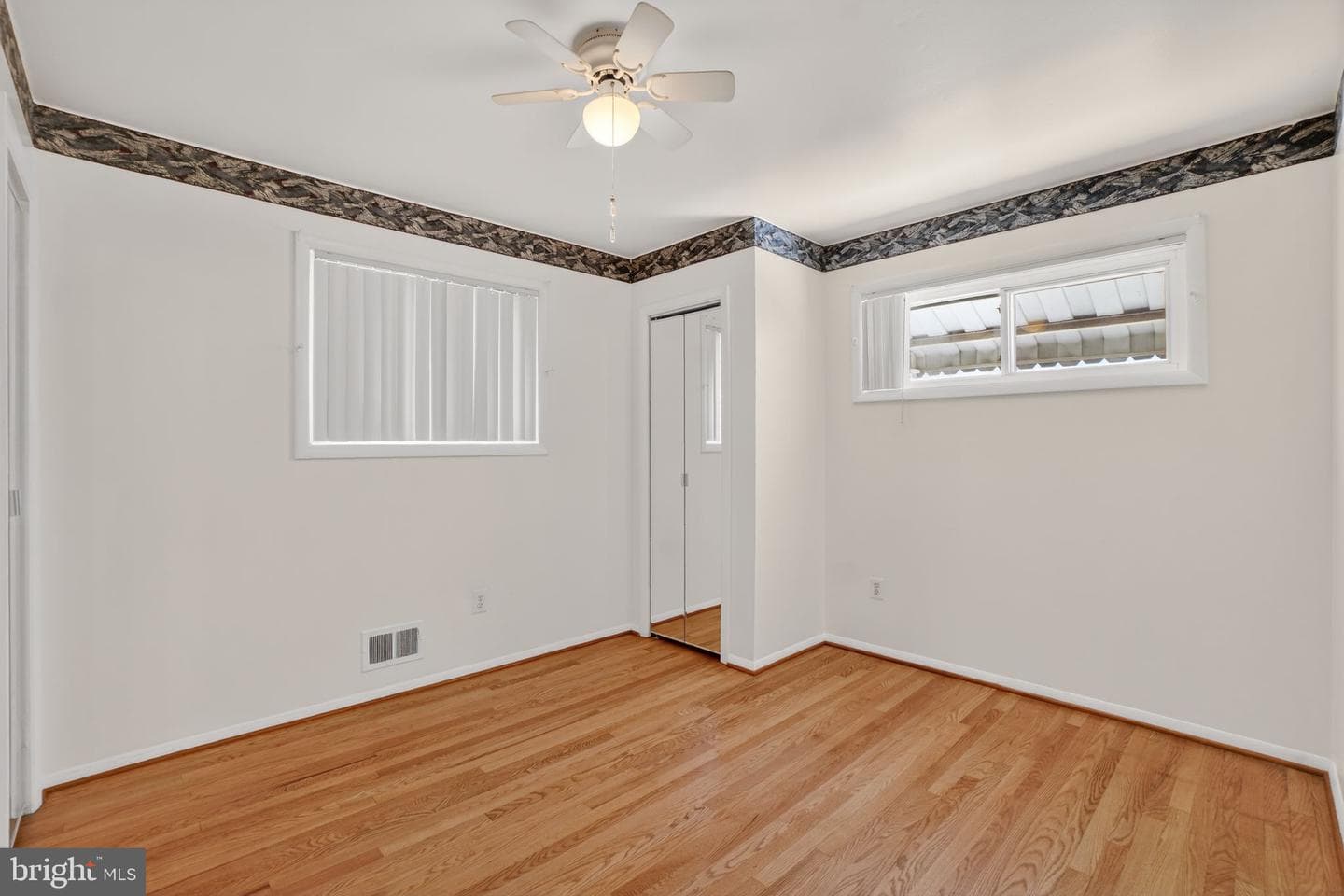 109 Van Buren Street NW photo 23