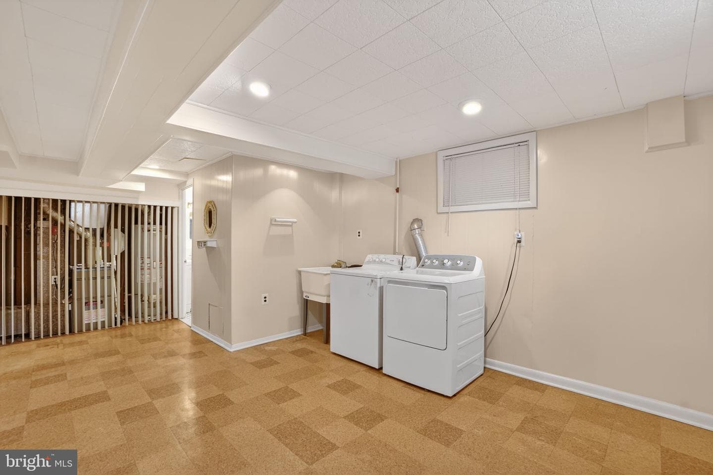 109 Van Buren Street NW photo 29