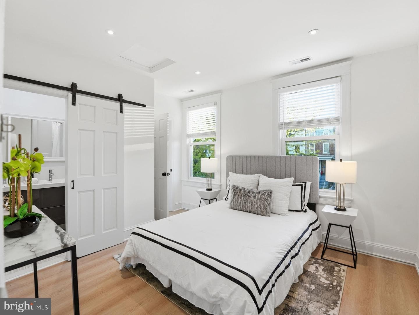 2111 4th Street NE photo 12