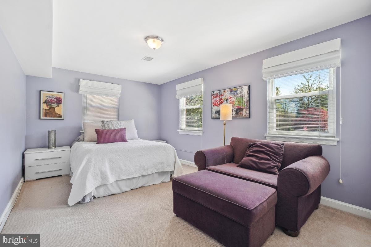 1801 Primrose Road NW photo 30