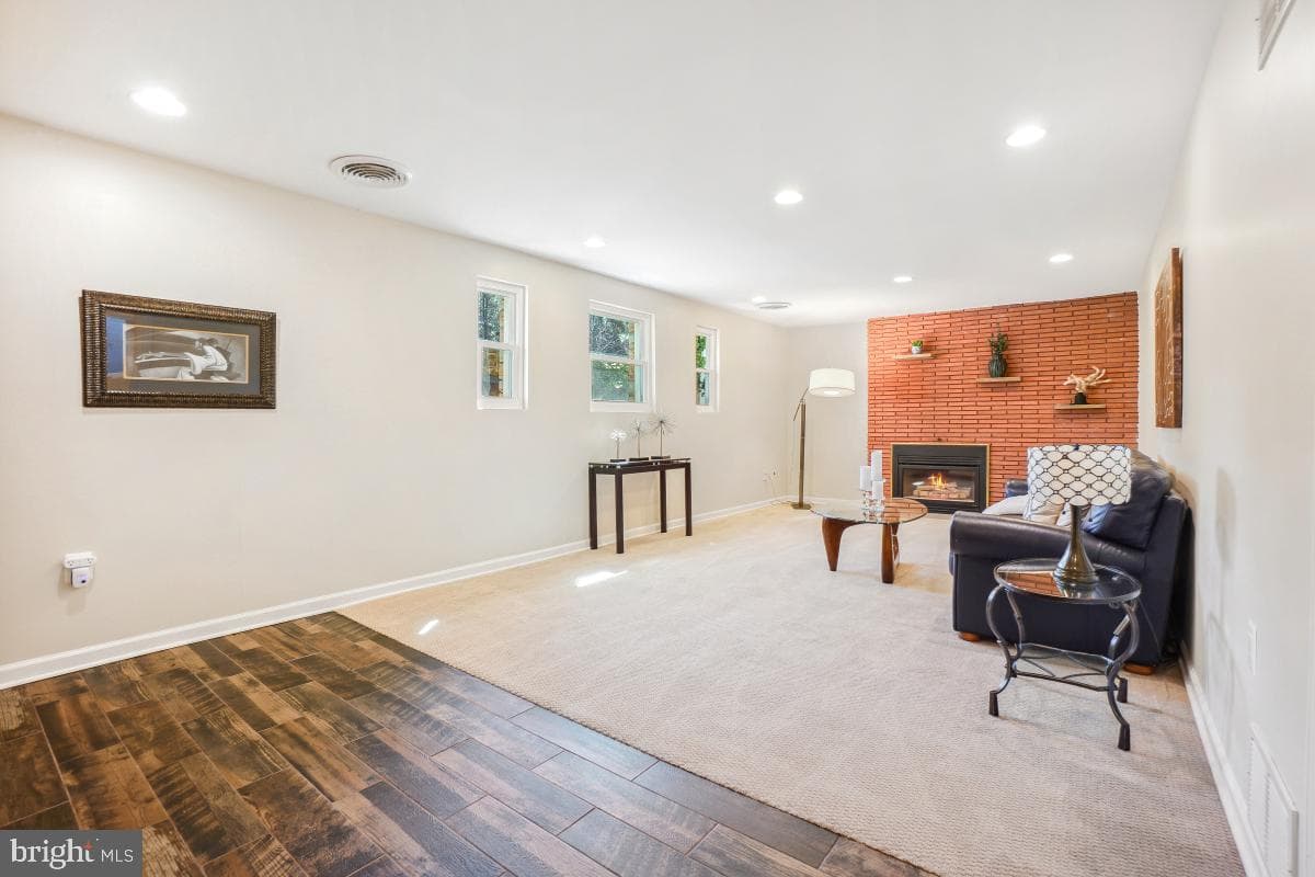 1801 Primrose Road NW photo 38