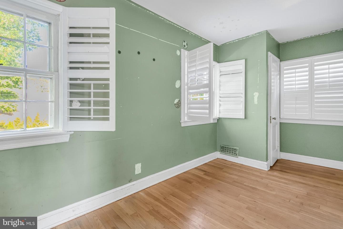 5544 29th Street NW photo 15