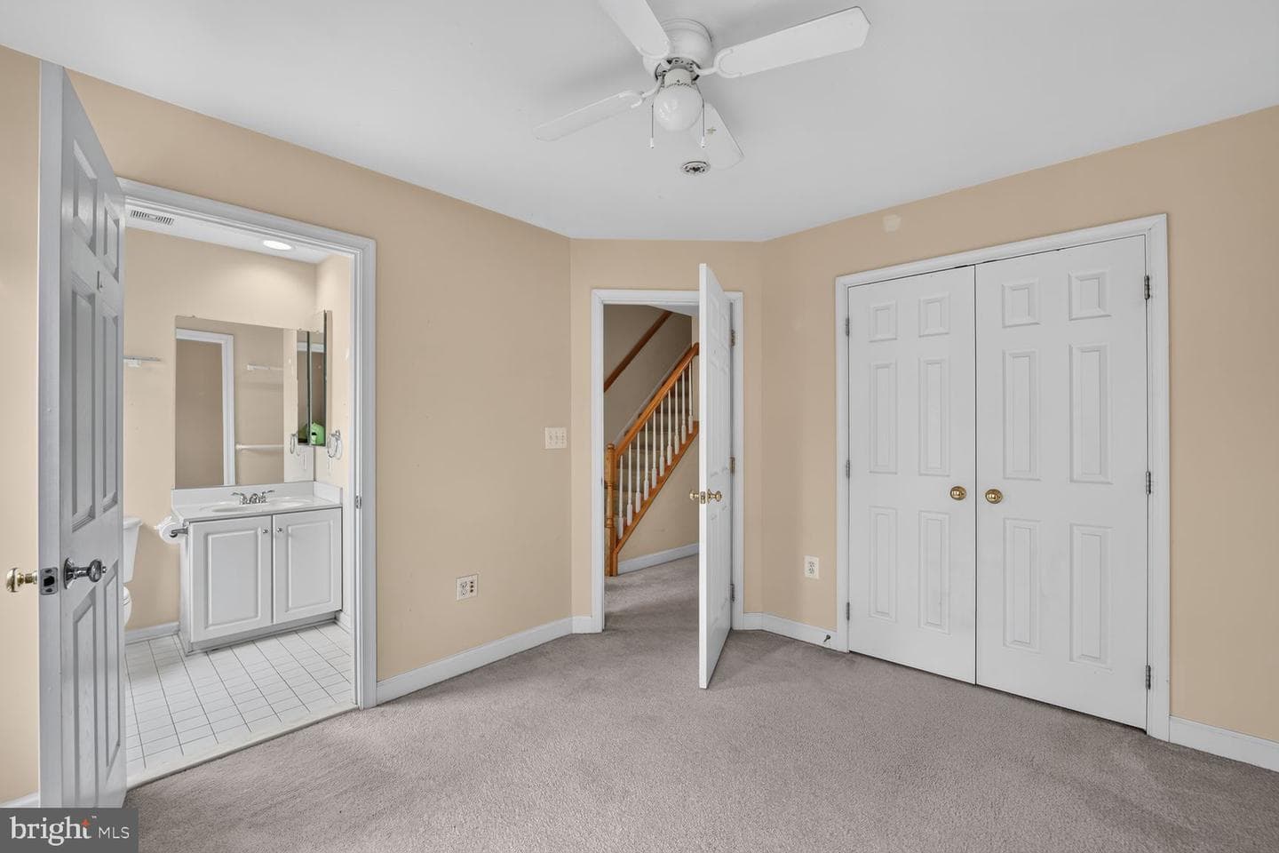 821 Capitol Square Place SW photo 7