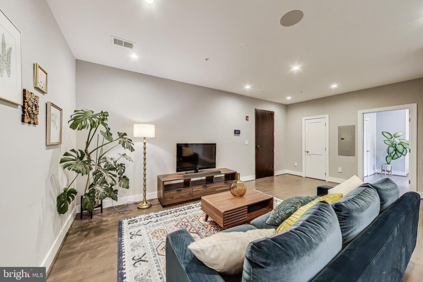 625 Park Road NW #206 photo 6