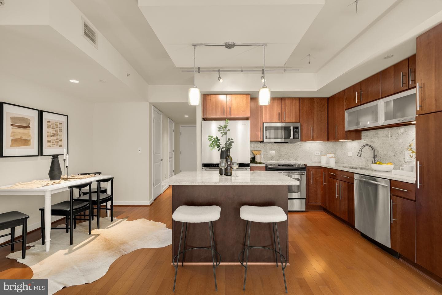 1025 1st Street SE #510 photo 5