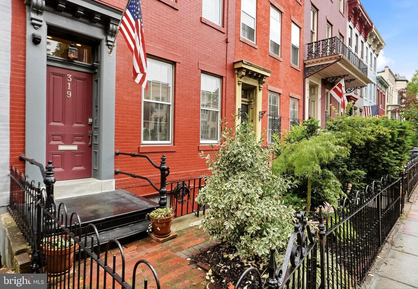 319 C Street SE, Washington