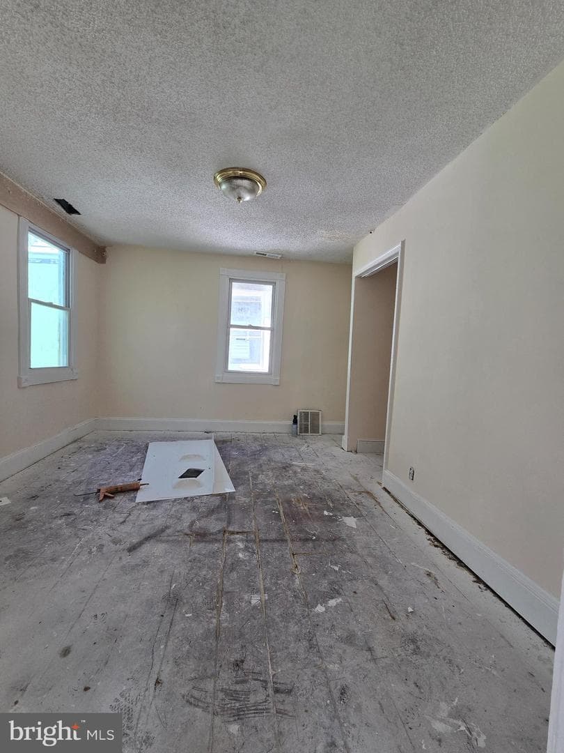 1520 W Street SE photo 12