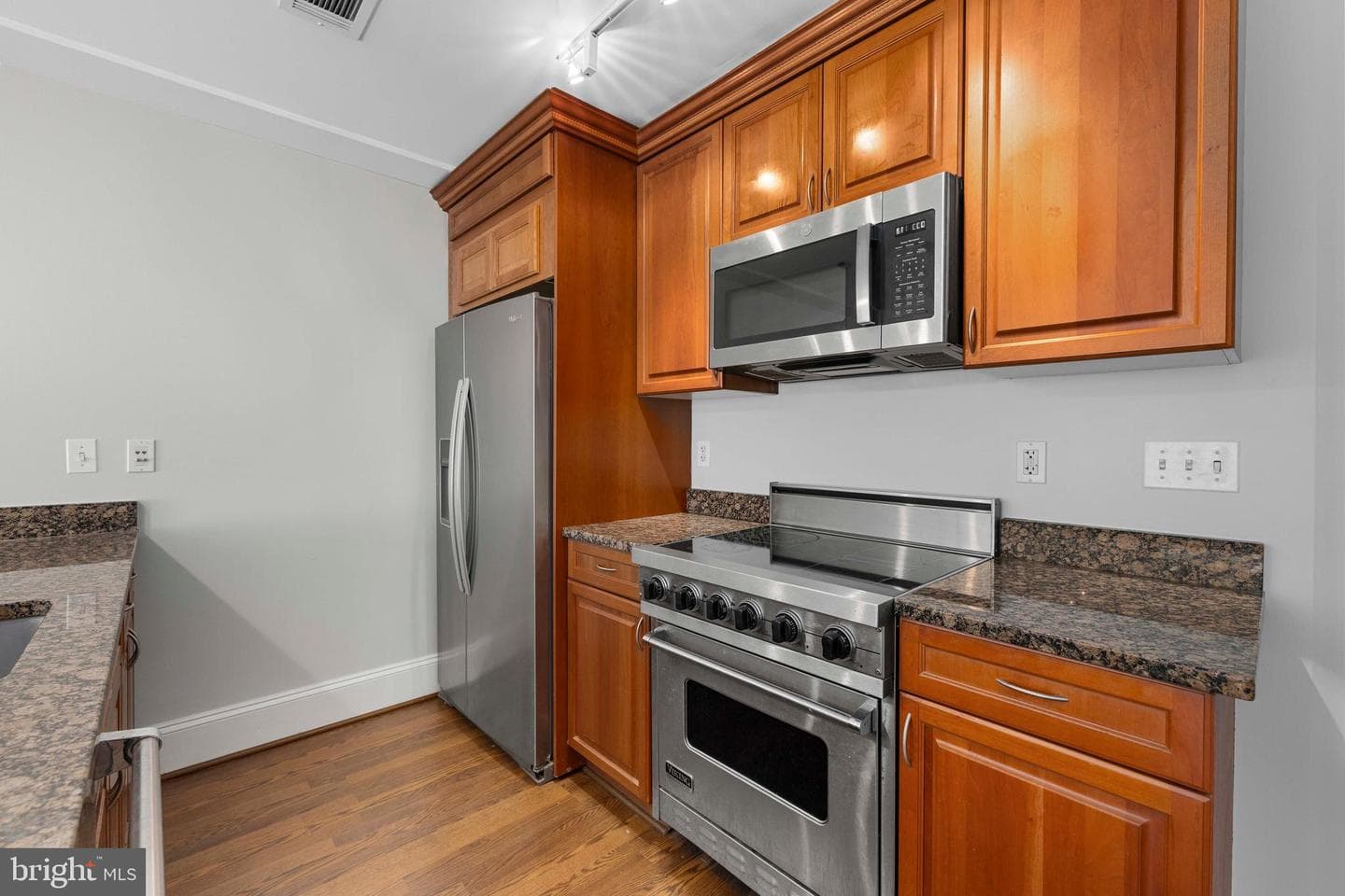 1830 Jefferson Place NW #12 photo 5