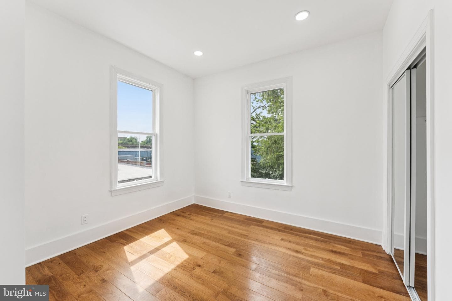 2105 4th Street NE photo 20