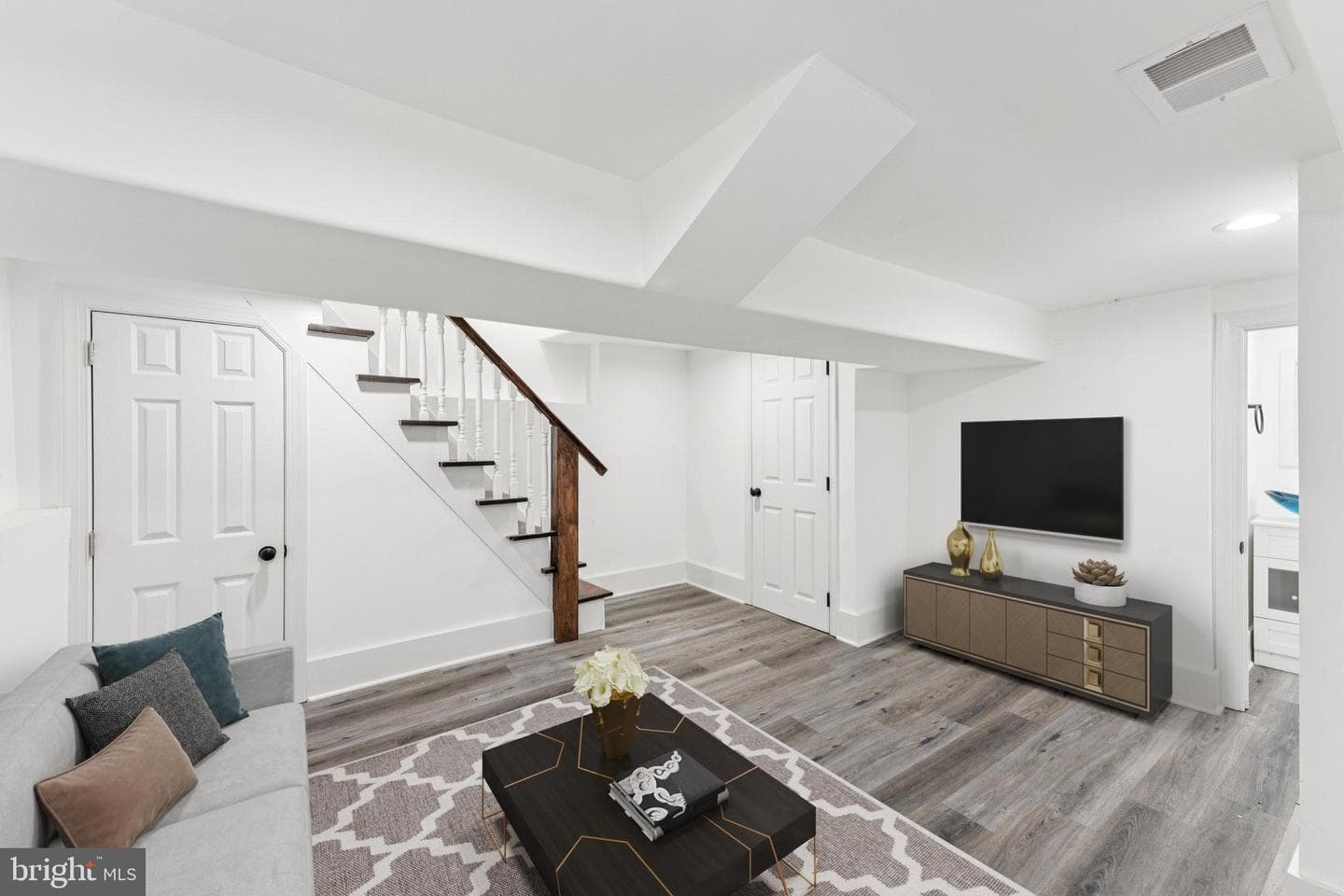 2105 4th Street NE photo 26