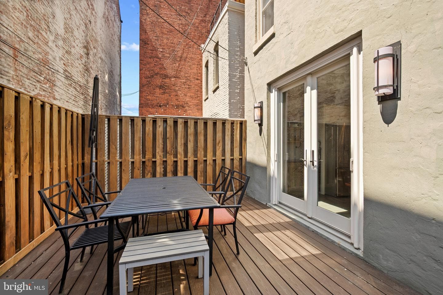 950 Westminster Street NW photo 33