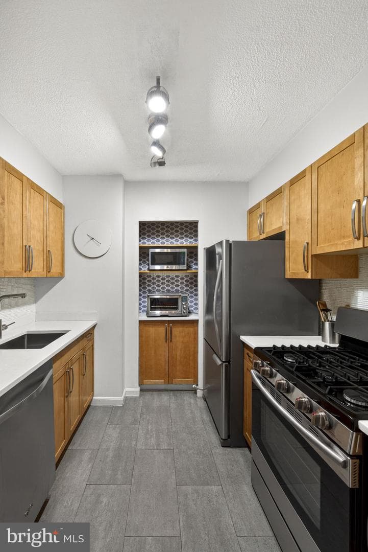 429 N Street SW #s203 photo 7