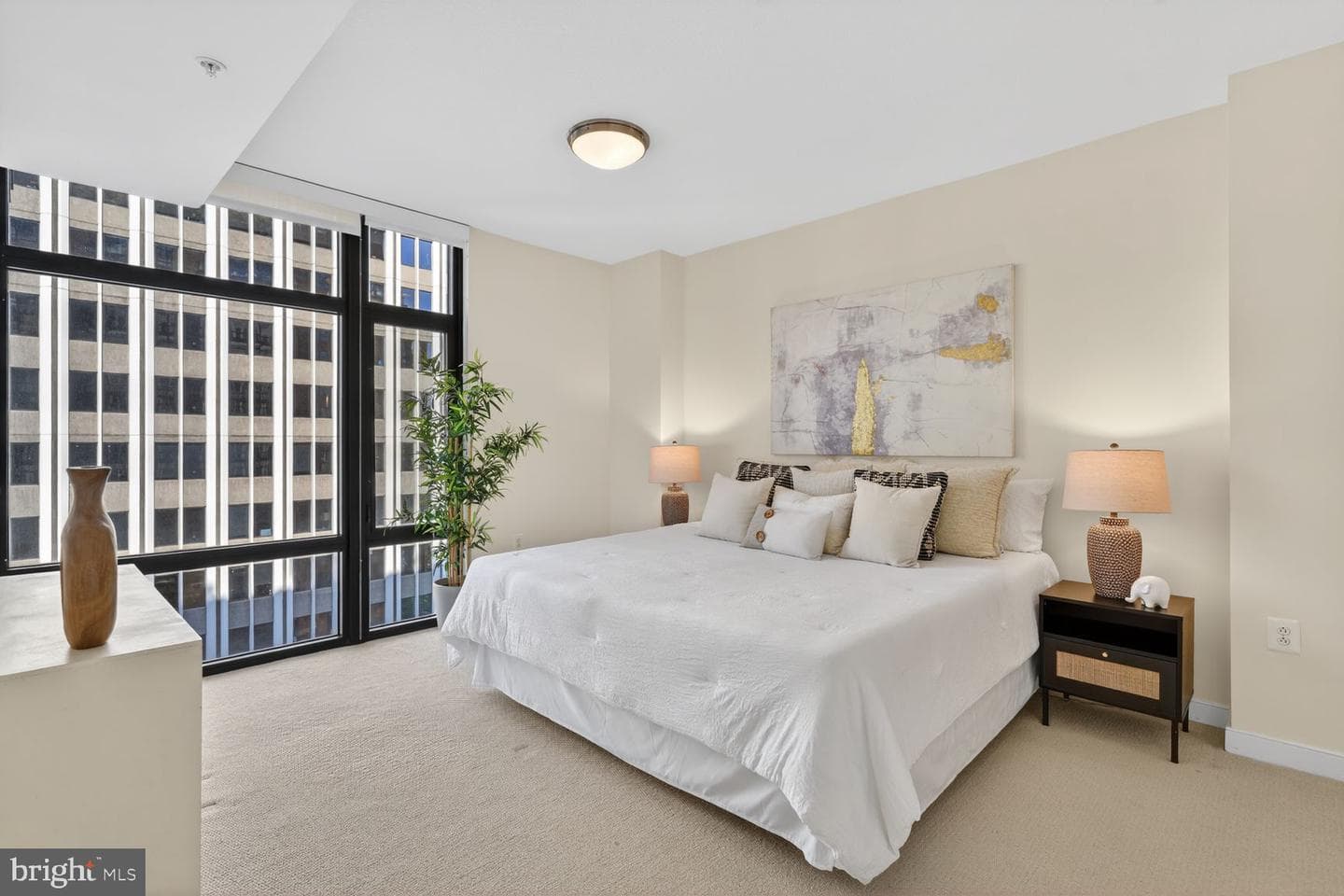 1010 Massachusetts Avenue NW #807 photo 8