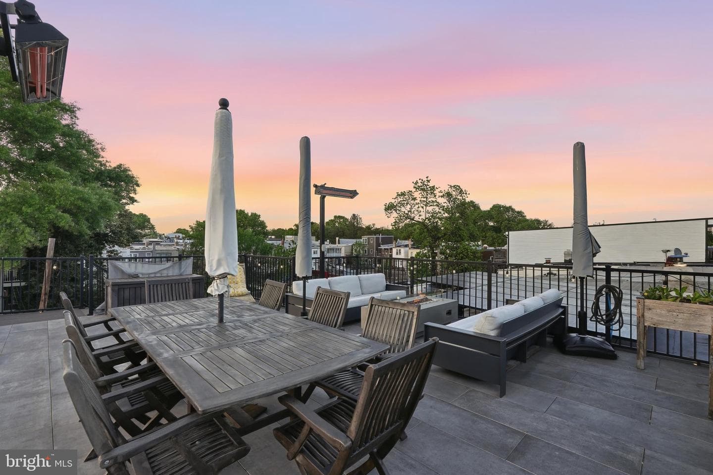 445 Kenyon Street NW photo 24
