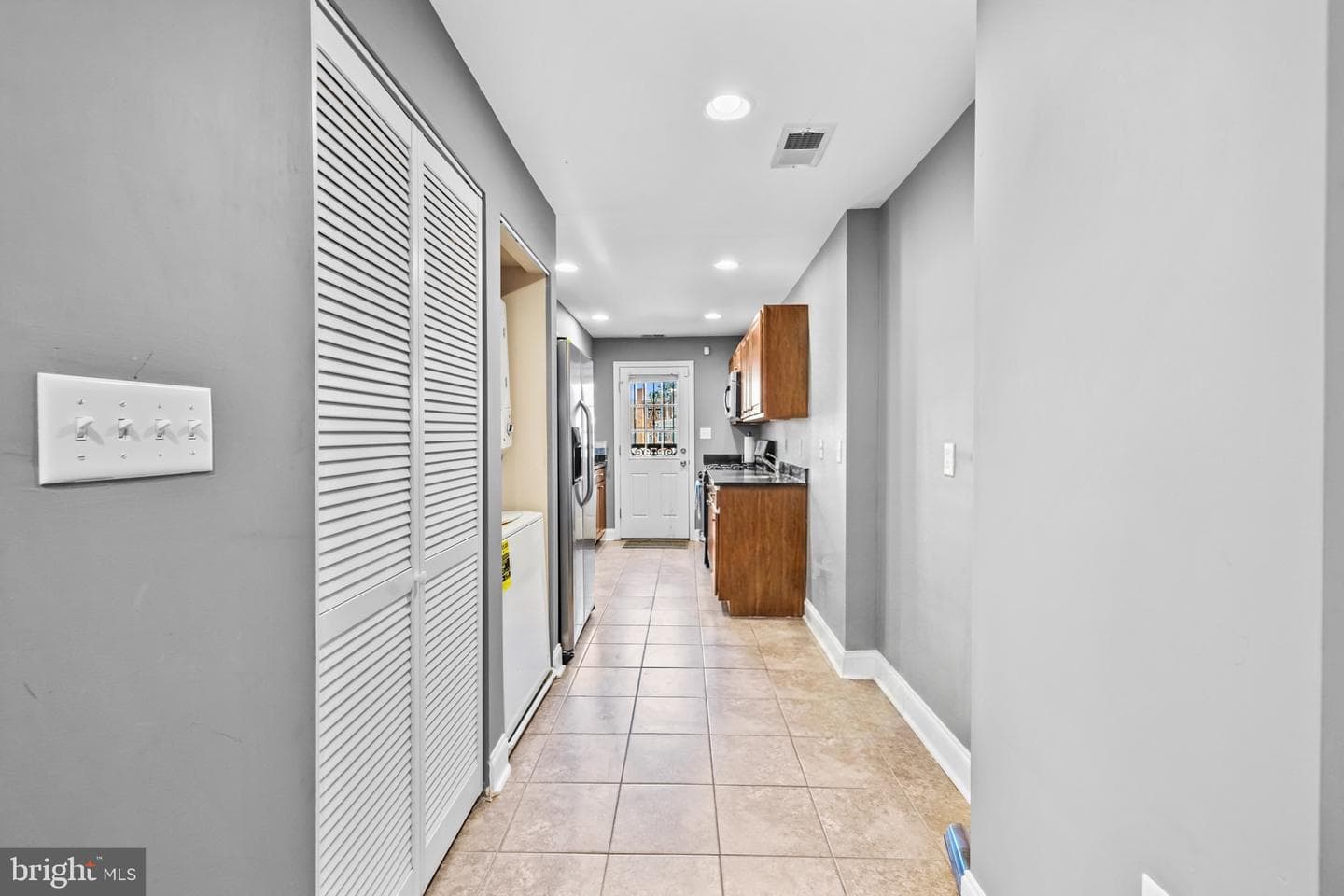 108 Kenilworth Avenue NE photo 14