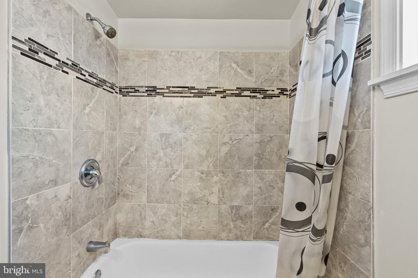 108 Kenilworth Avenue NE photo 21