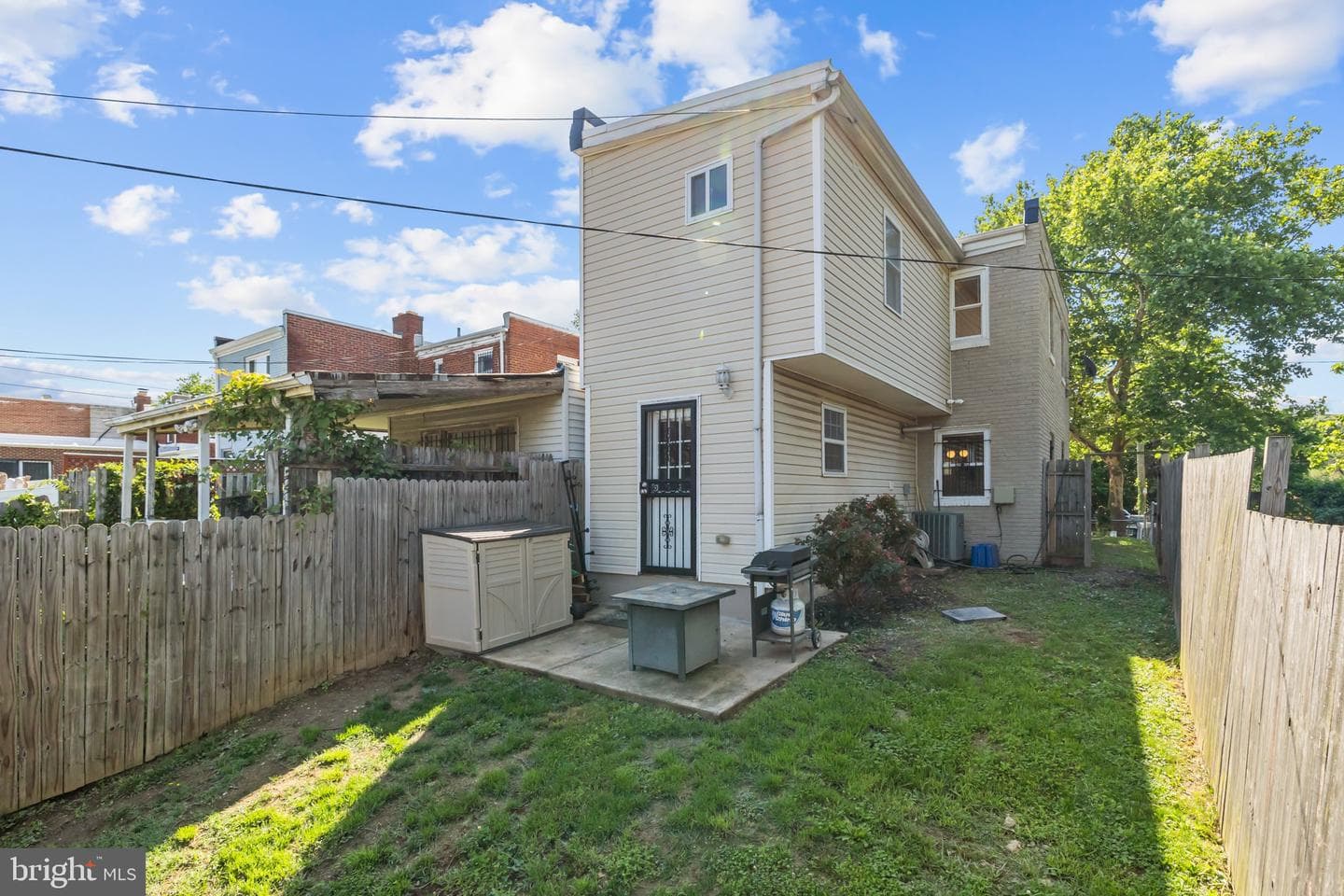 108 Kenilworth Avenue NE photo 29
