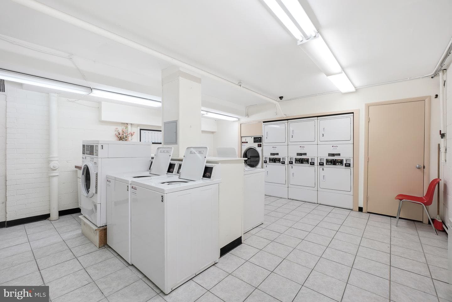5406 Connecticut Avenue NW #401 photo 20