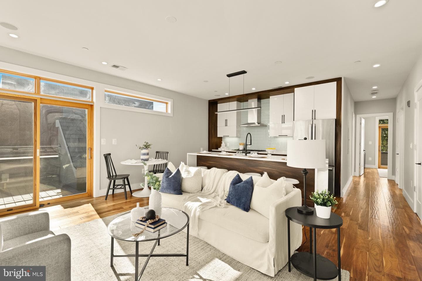 1337 K Street SE ##penthouse 3 photo 4