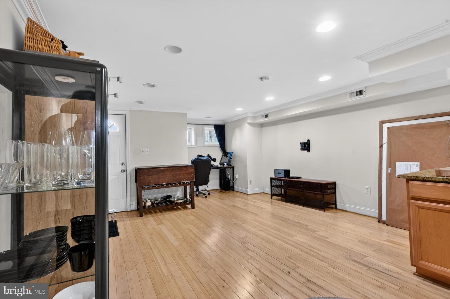625 14th Street NE photo 17
