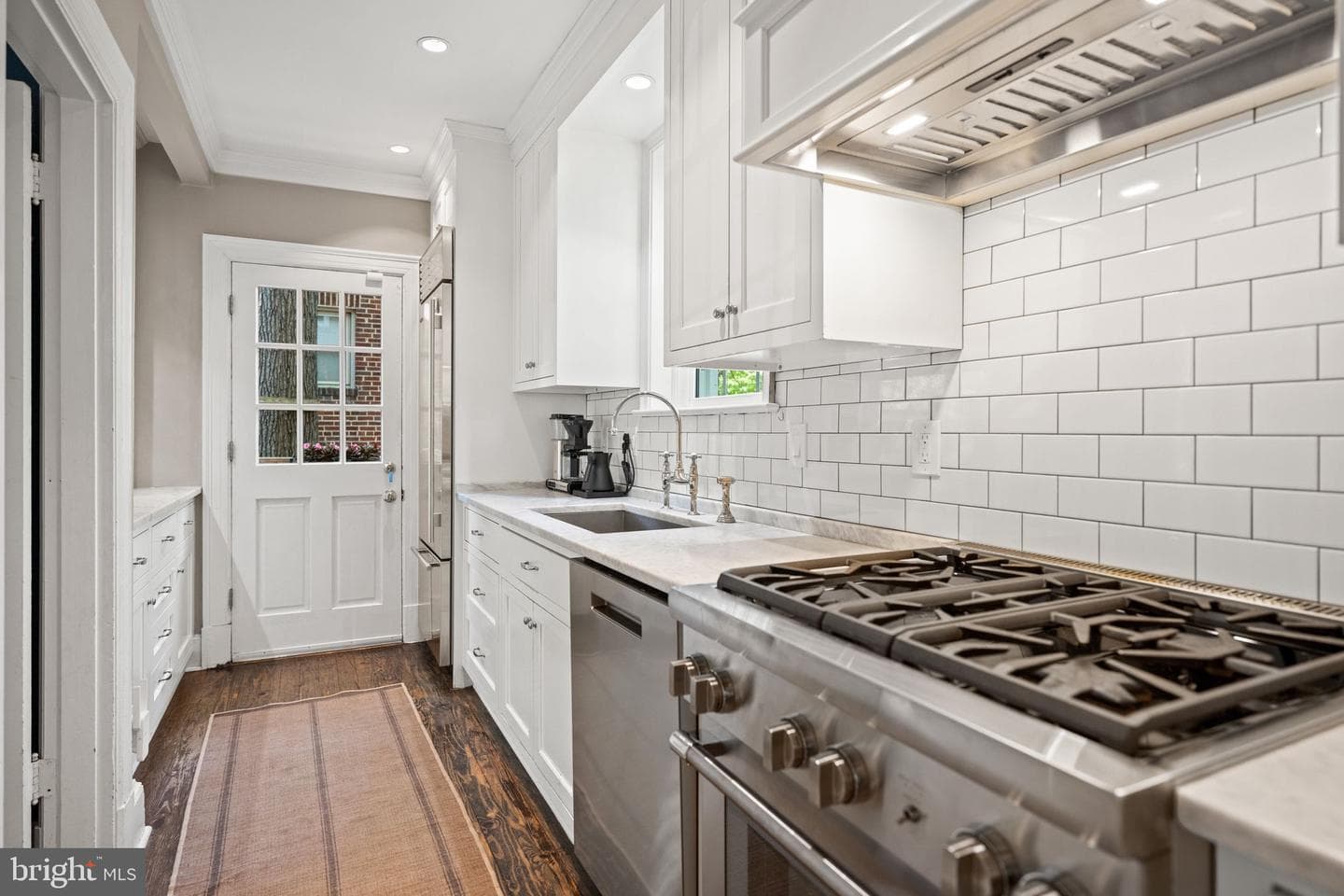 3701 Jocelyn Street NW photo 16