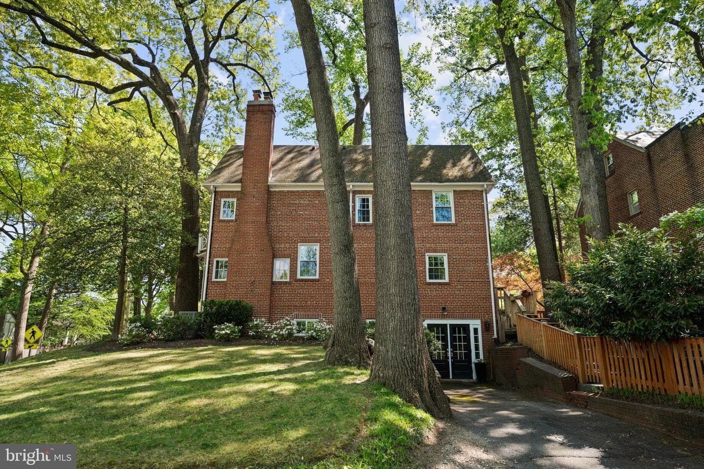 3701 Jocelyn Street NW photo 47