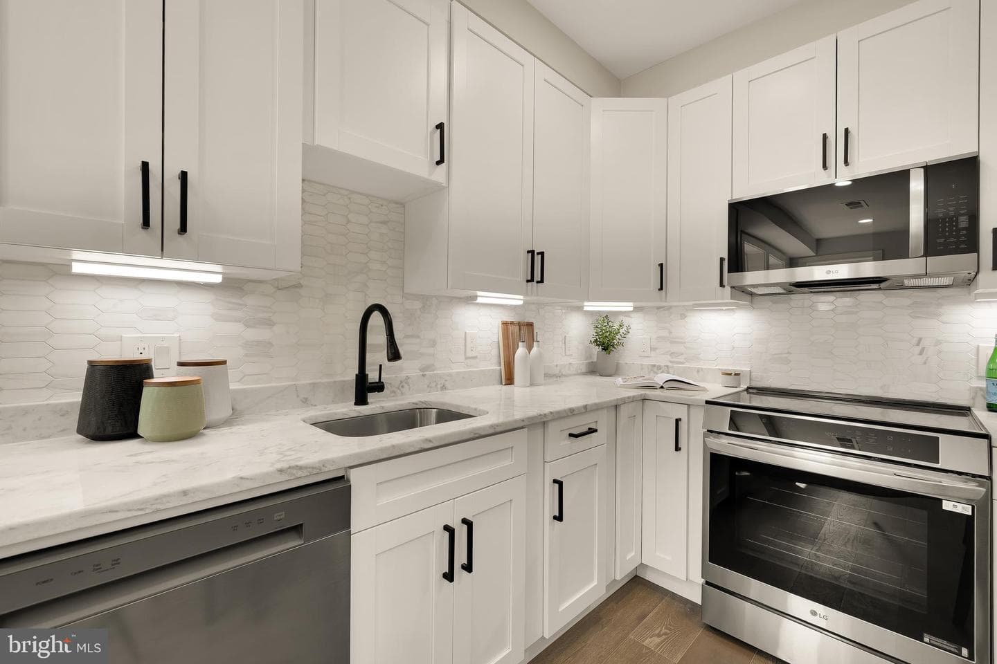 2716 Sherman Avenue NW #ph5 photo 4