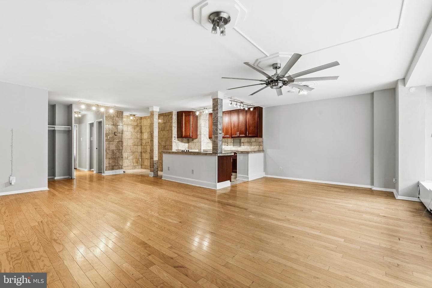 410 O Street SW #106 photo 8