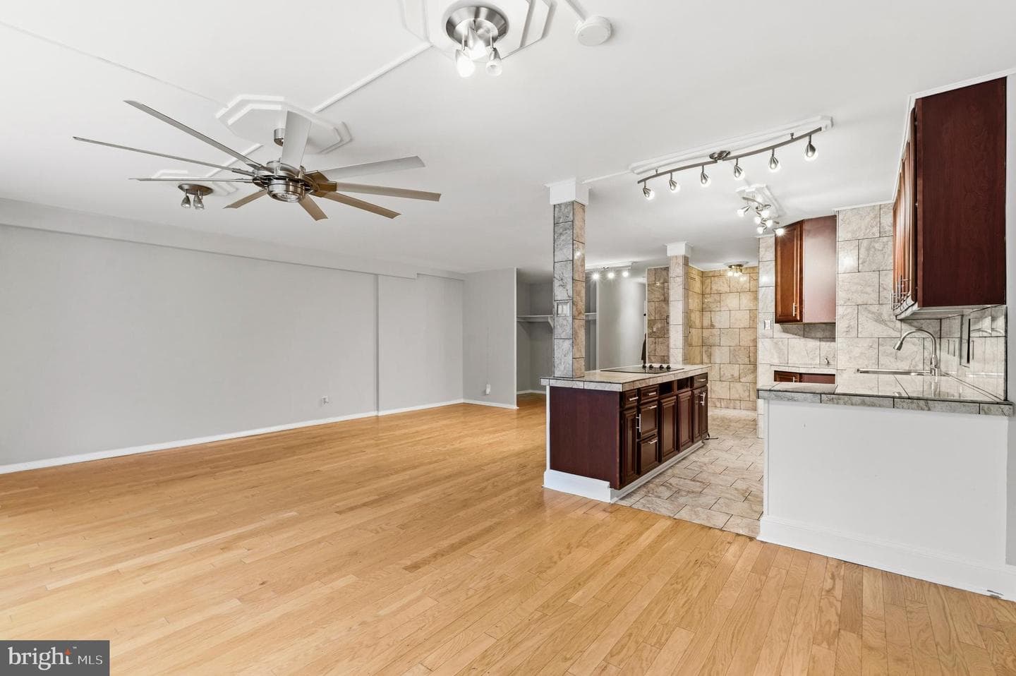 410 O Street SW #106 photo 9
