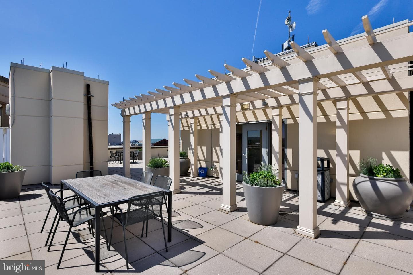 301 Massachusetts Avenue NW #204 photo 34